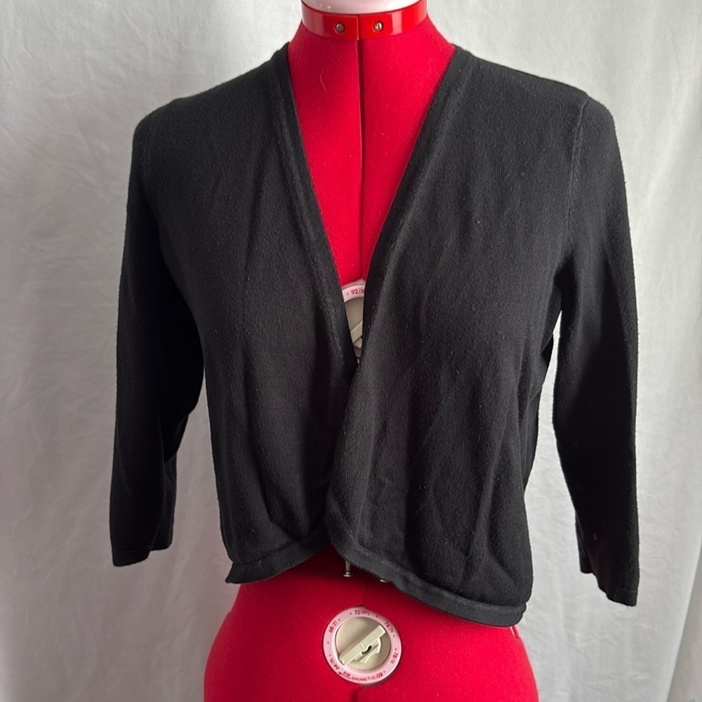 Colour Eighteen Black Shrug 3/4 Length Sleeve SM261